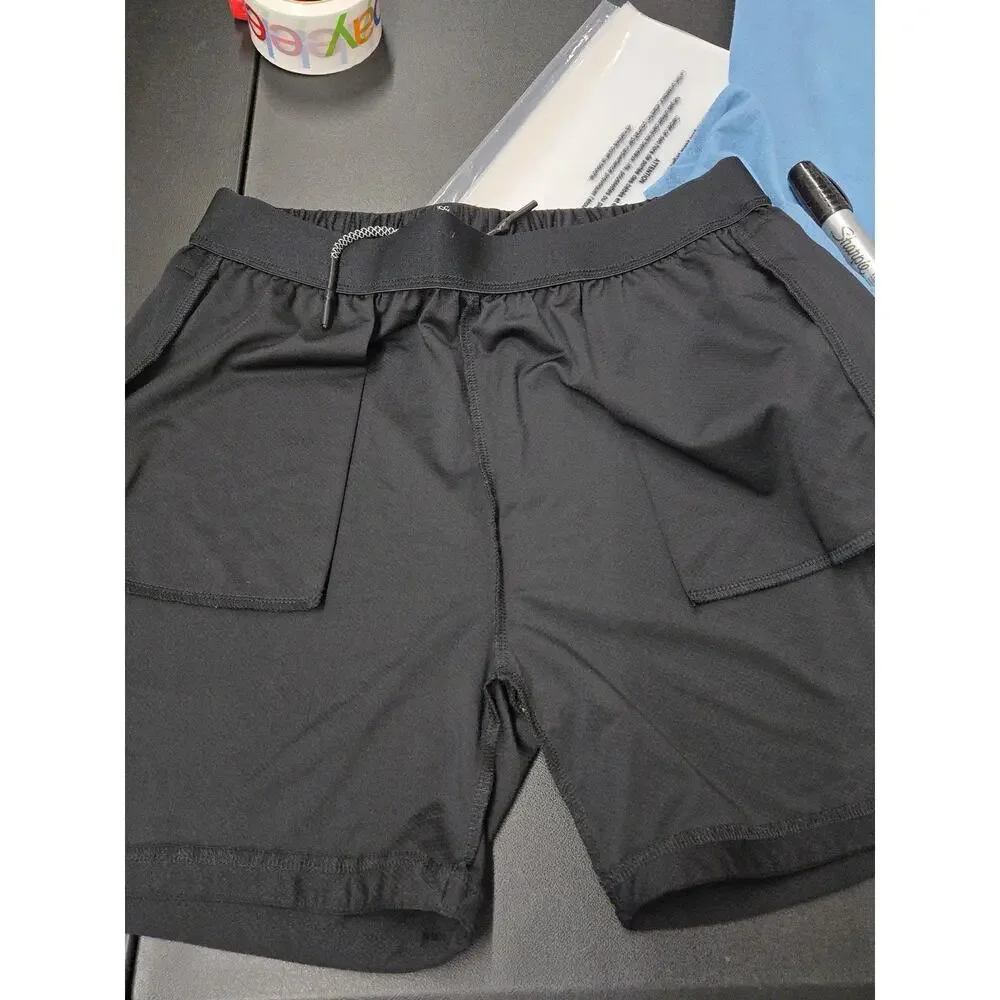 Three Nails Cross Logo Shorts Men L Black Drawstring Zipped Pockets Athleticwear
